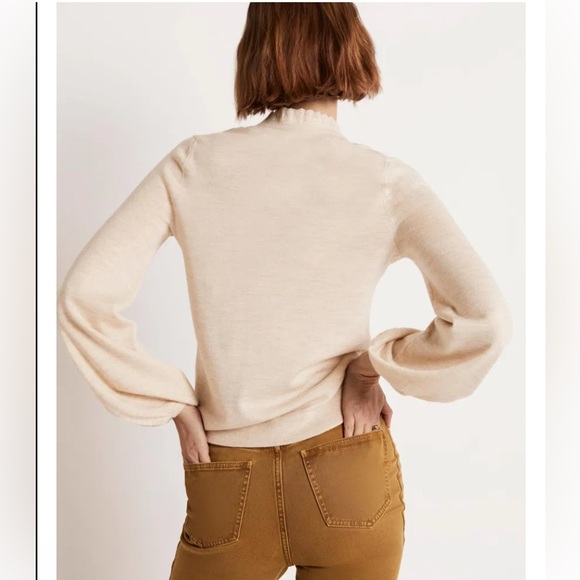 NWT Boden Ruffle Button Front Merino Wool Sweater Heathered Oatmeal Size 10 - Picture 4 of 13